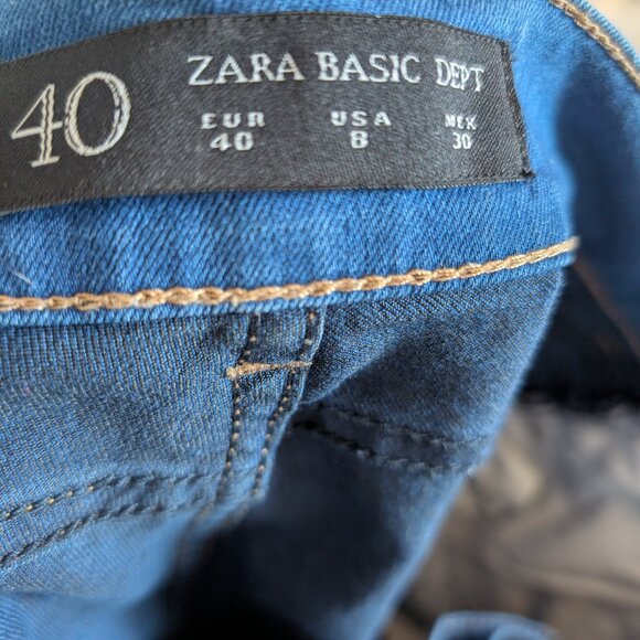 Zara Women's Lightweight Stretch Blue Jeans Flare Size 8, lower rise - Picture 8 of 10